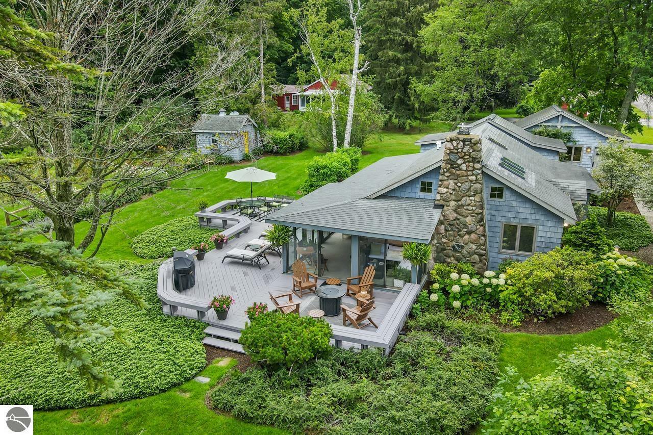 Property Photo: 1696 Nichols Road MI 49617