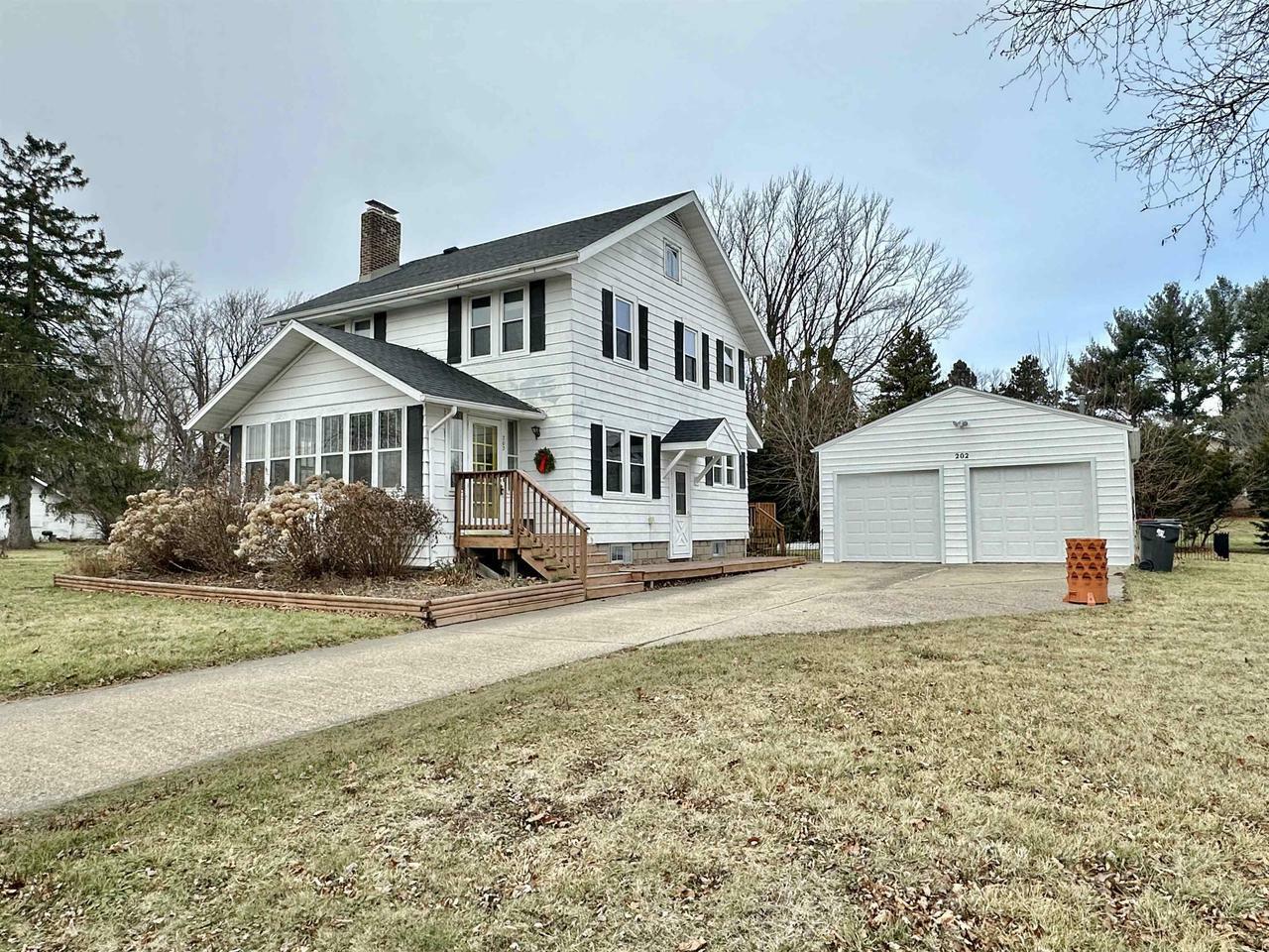 Property Photo:  202 Milwaukee Street  WI 53525 