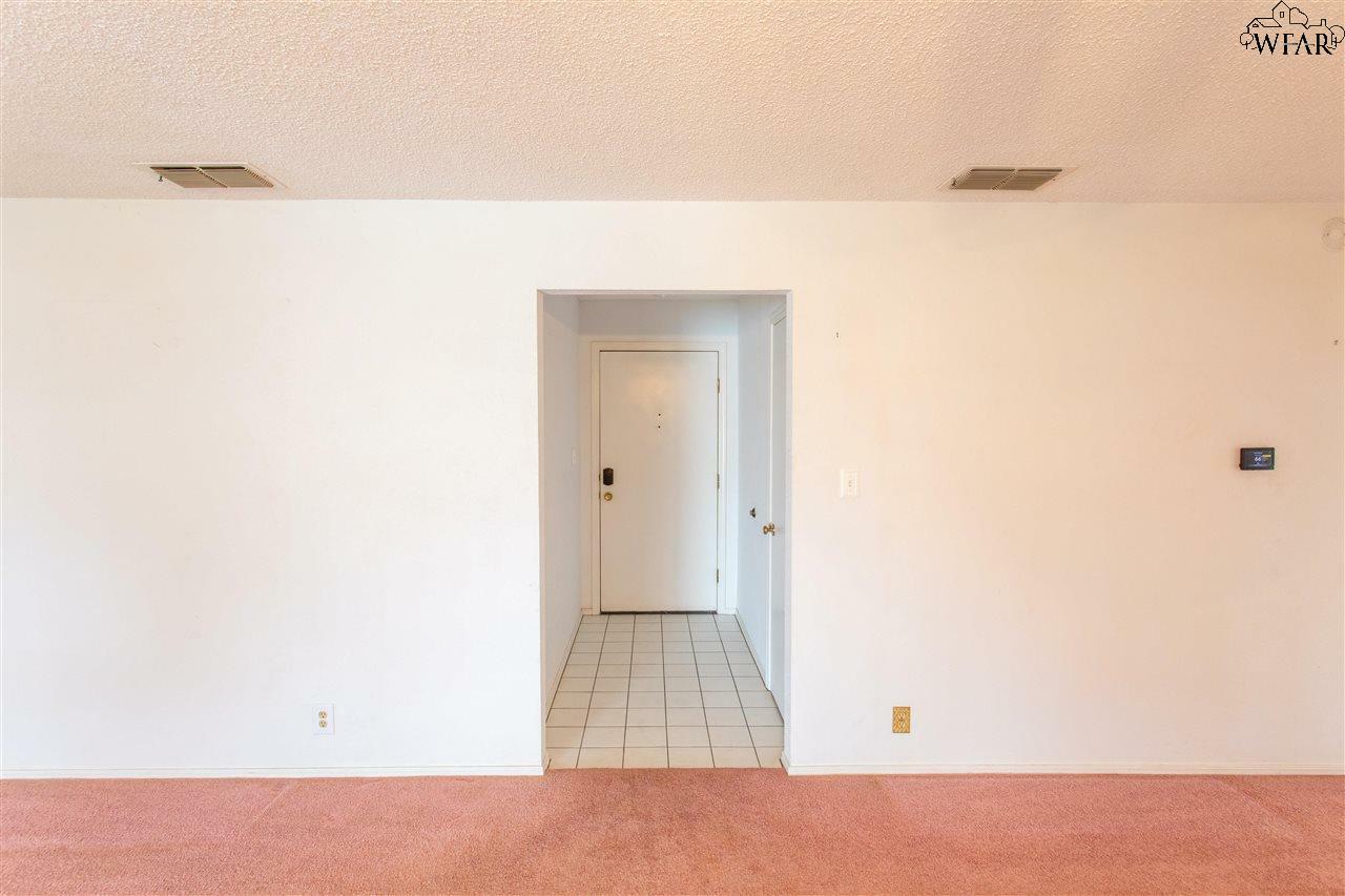 Property Photo:  2314 Randolph Drive  TX 76306 