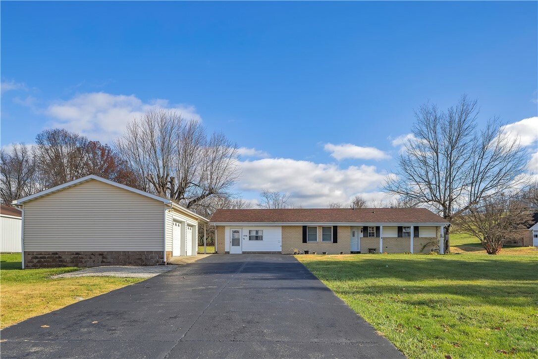 Property Photo:  1016 N Eighty Eight Rd  PA 15357 