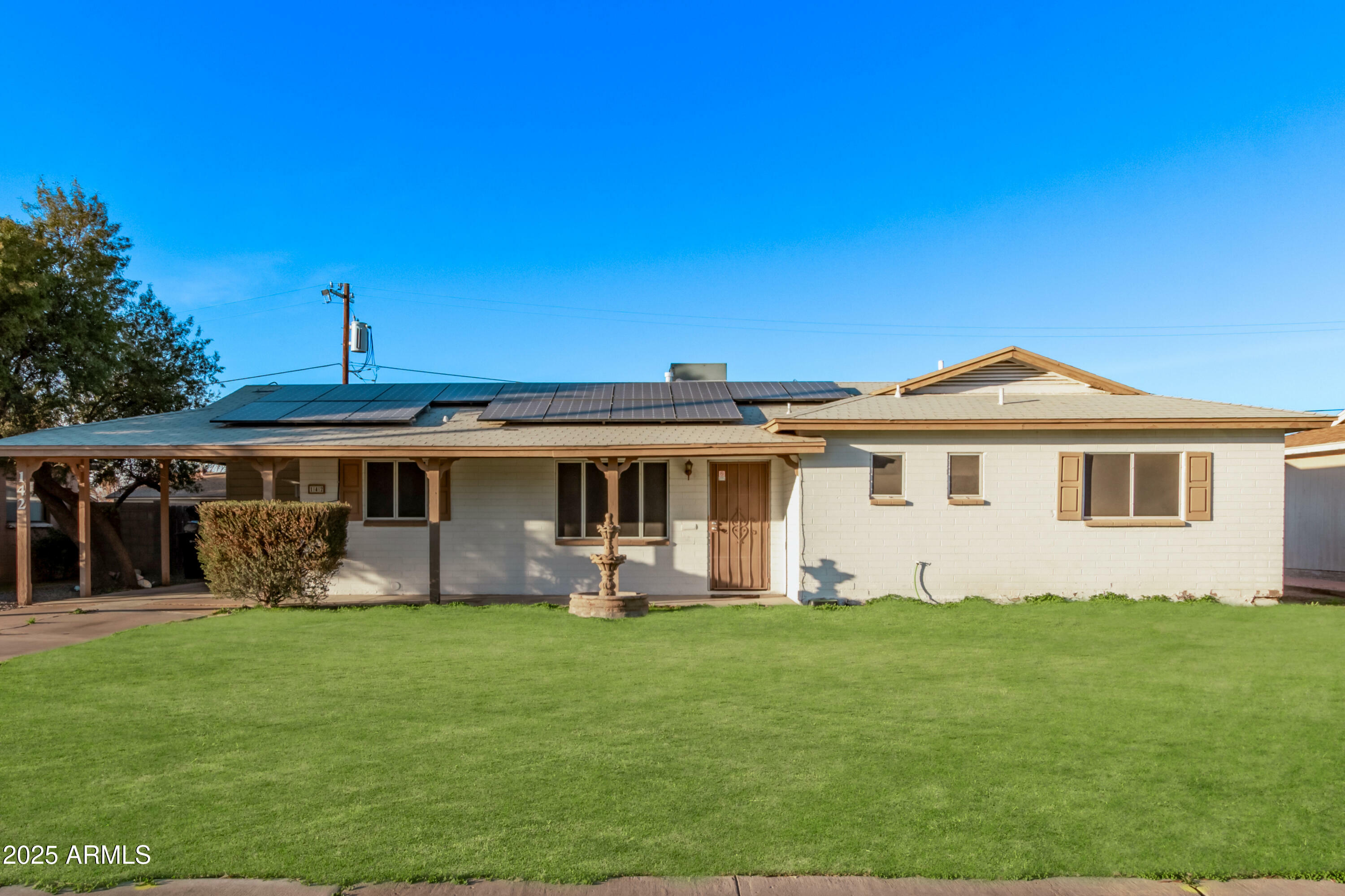 142 W Ivanhoe Place  Chandler AZ 85225 photo