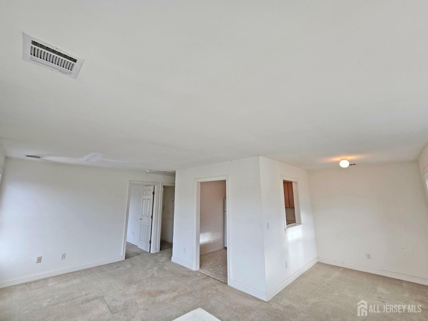 Property Photo:  86 Central Avenue 53  NJ 08840 