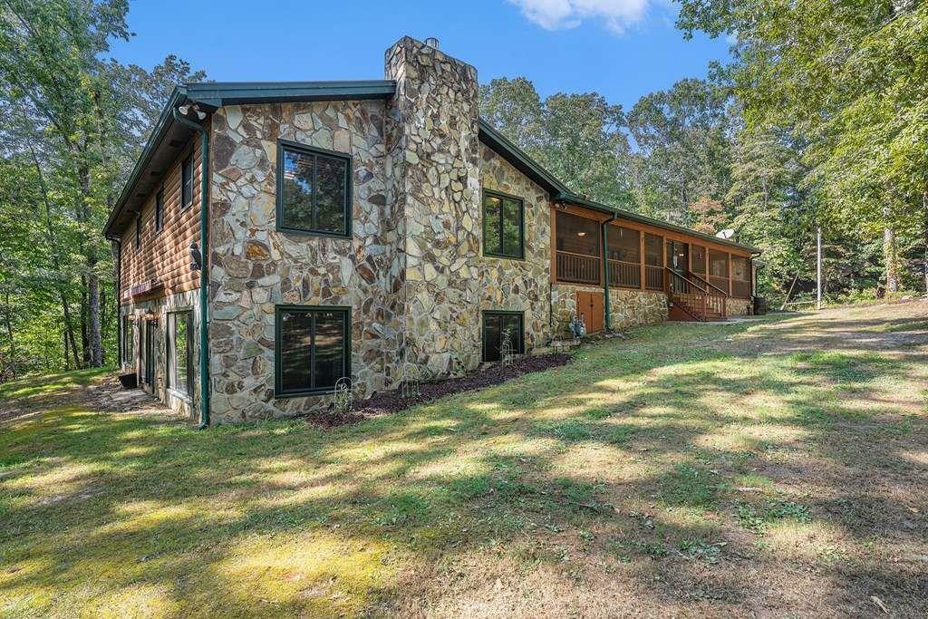 Property Photo: 370 Davis Road GA 30513