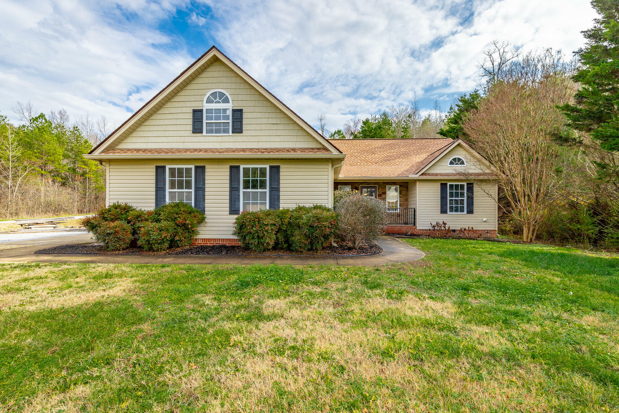 1216 Jacob Drive  Soddy Daisy TN 37379 photo