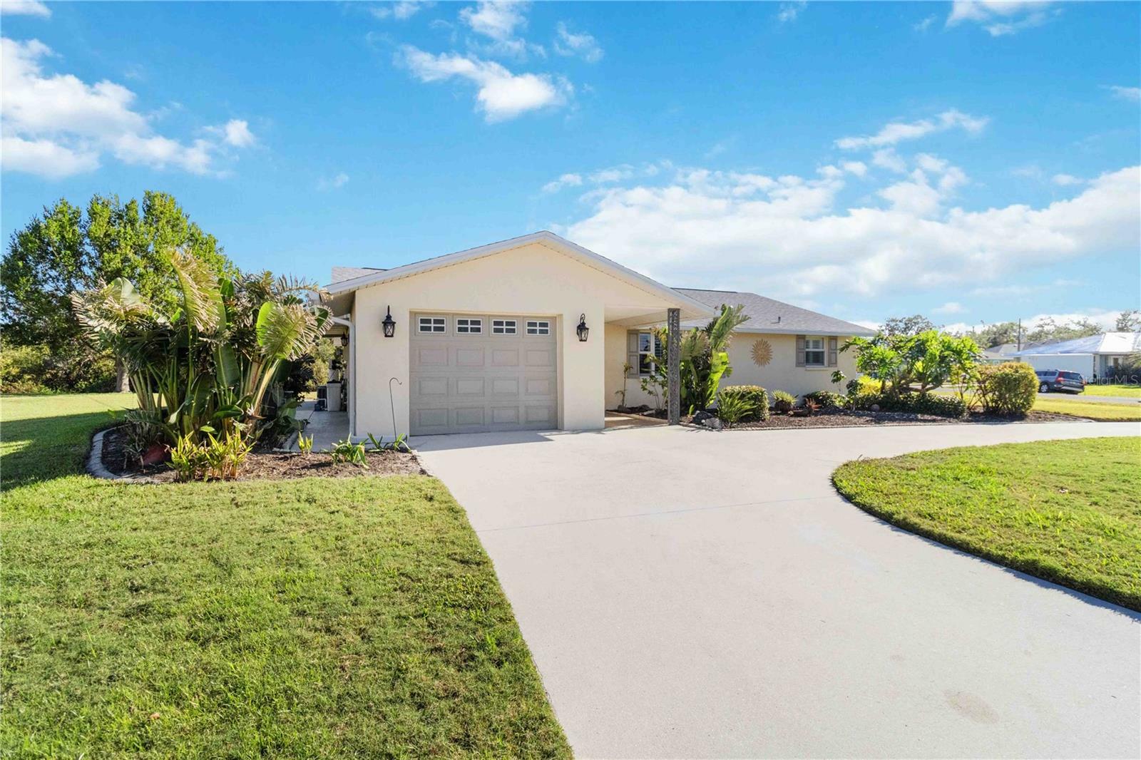 Property Photo:  2545 Geneva Road  FL 34293 