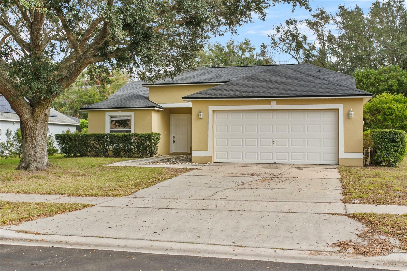 Property Photo:  846 Grand Hughey Court  FL 32712 