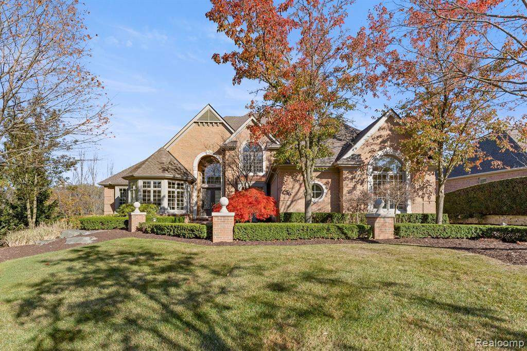 Property Photo: 17807 Stonebrook Drive MI 48168 4330