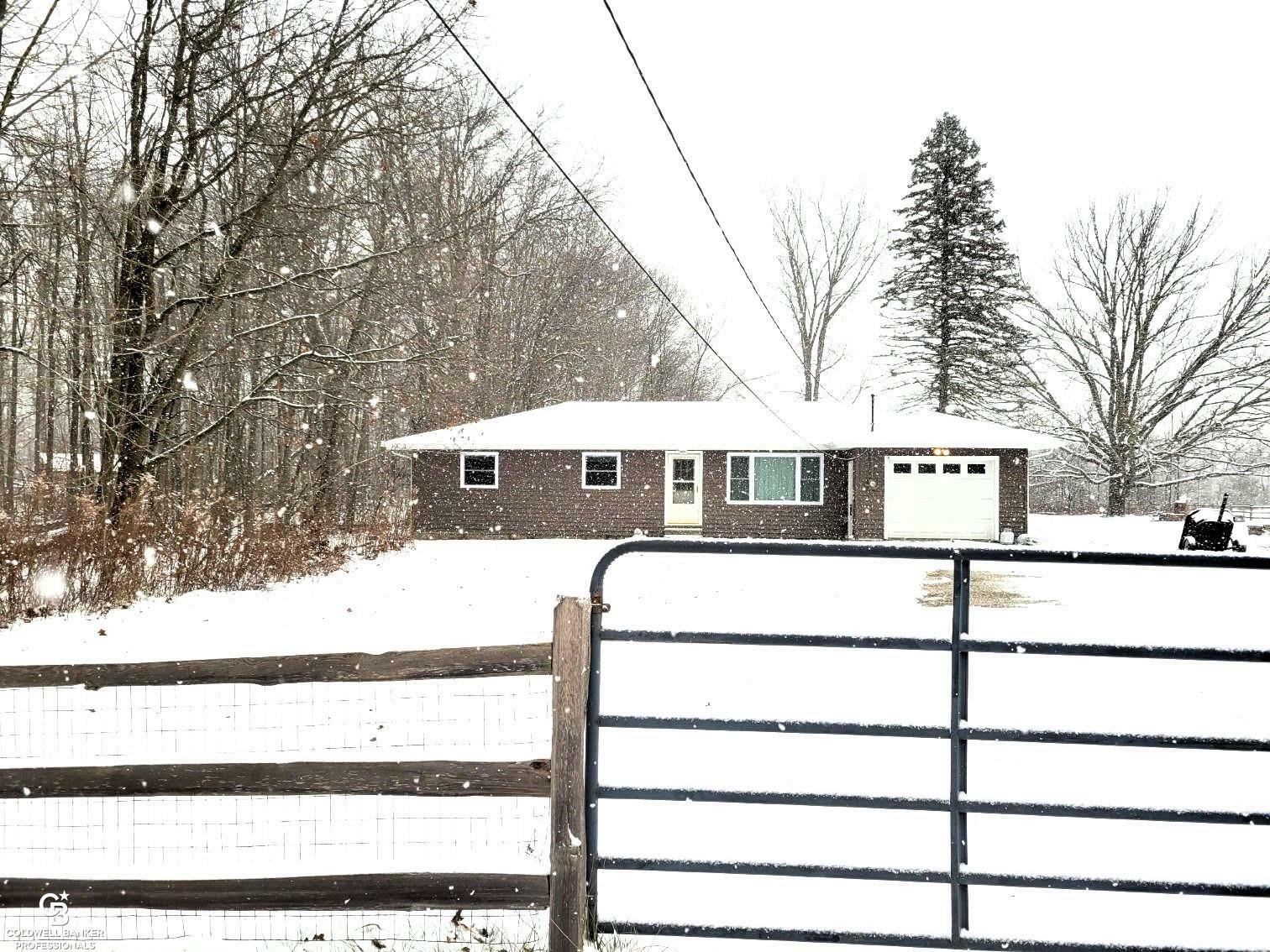 Property Photo:  5258 Fitzgerald Rd Road  MI 48079 