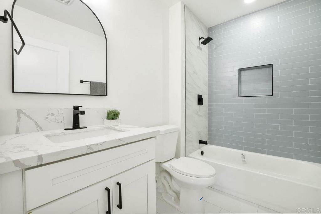 Property Photo:  2940 Broadway 40  CA 92102 