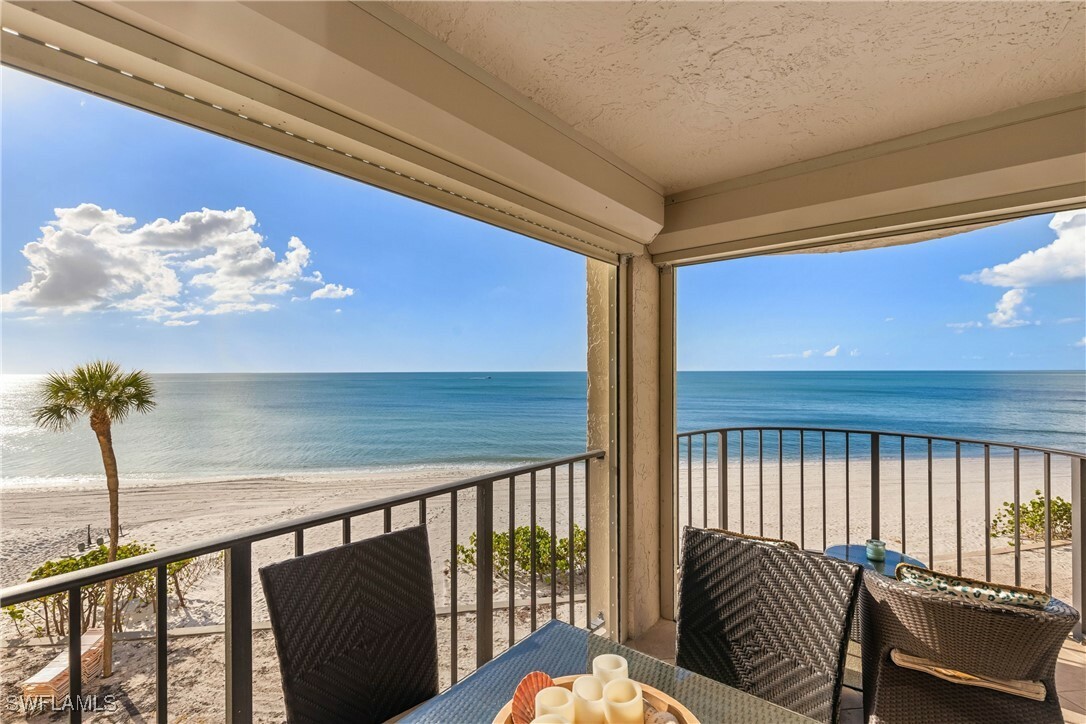 Property Photo:  3215 Gulf Shore Boulevard N 206N  FL 34103 