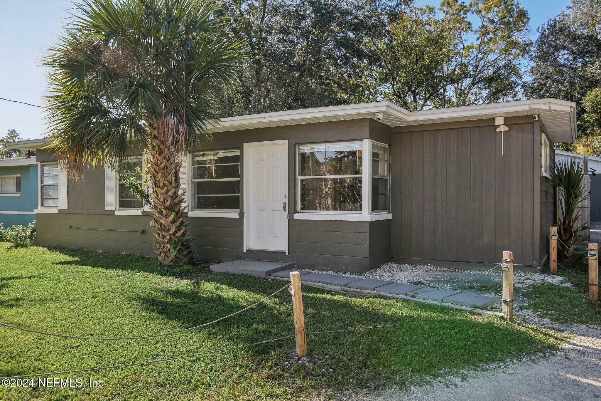 Property Photo:  3730 Abby Lane  FL 32207 