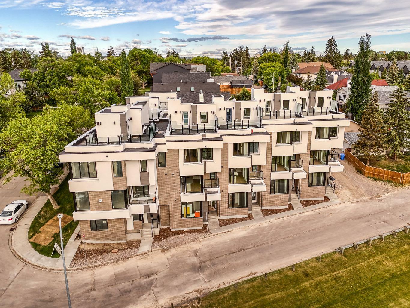Property Photo: 2309 13 Street NW AB T2M 1T8