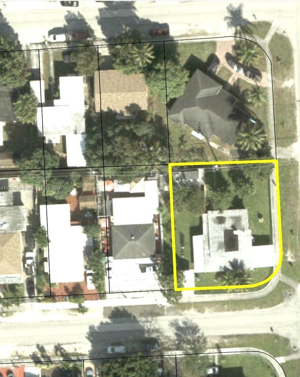 Property Photo:  11704 NW 11th Ave  FL 33168 