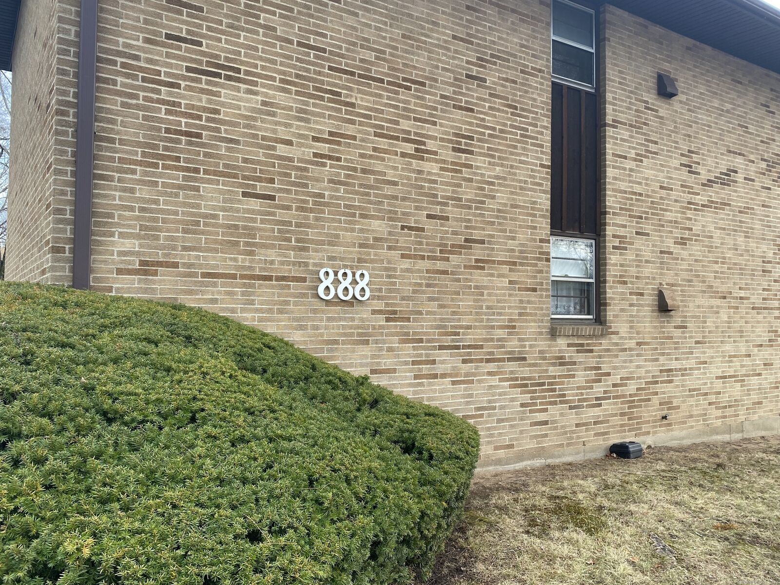 Property Photo:  888 Main Street 1-D  CT 06790 