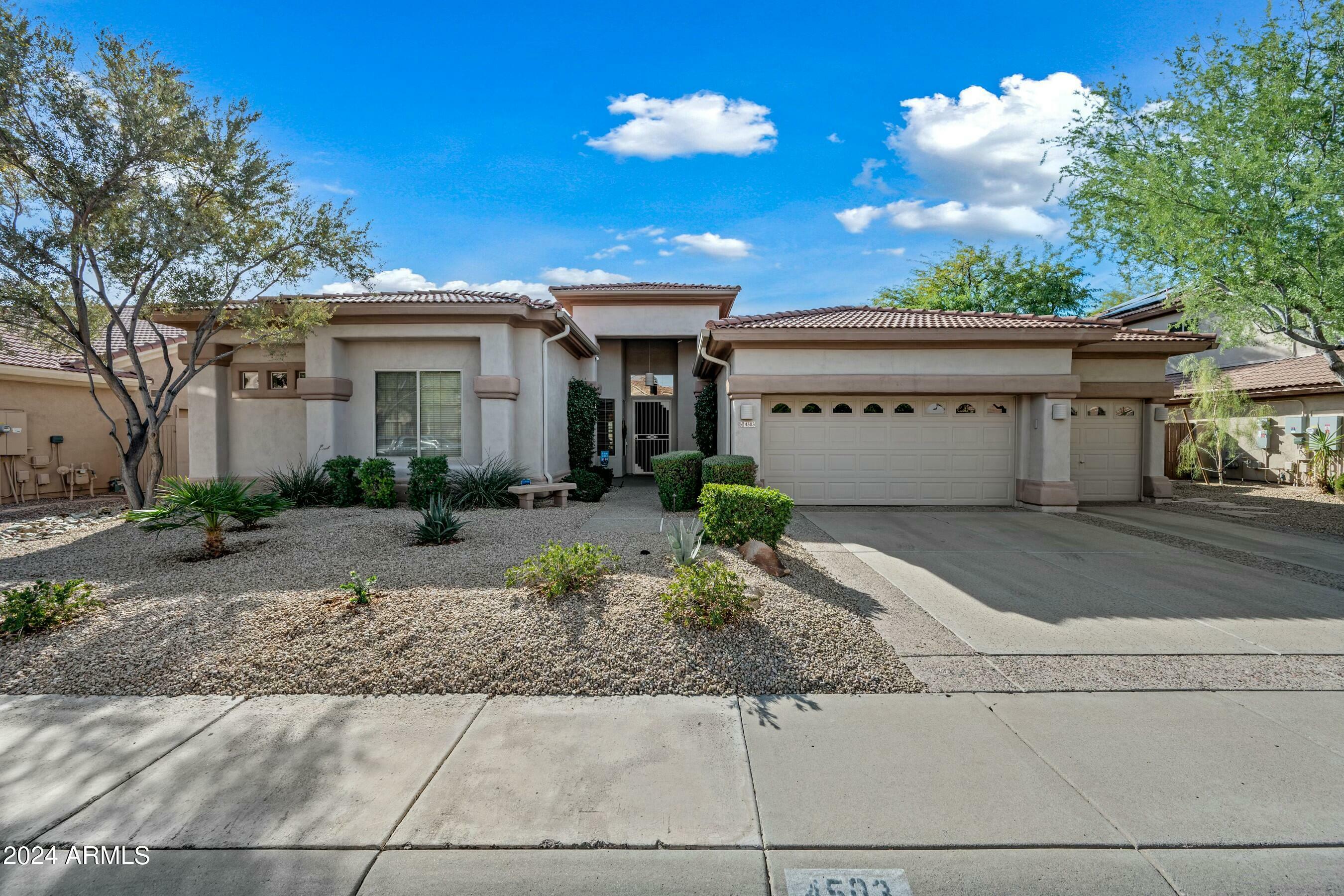 Property Photo:  4503 E Robin Lane  AZ 85050 