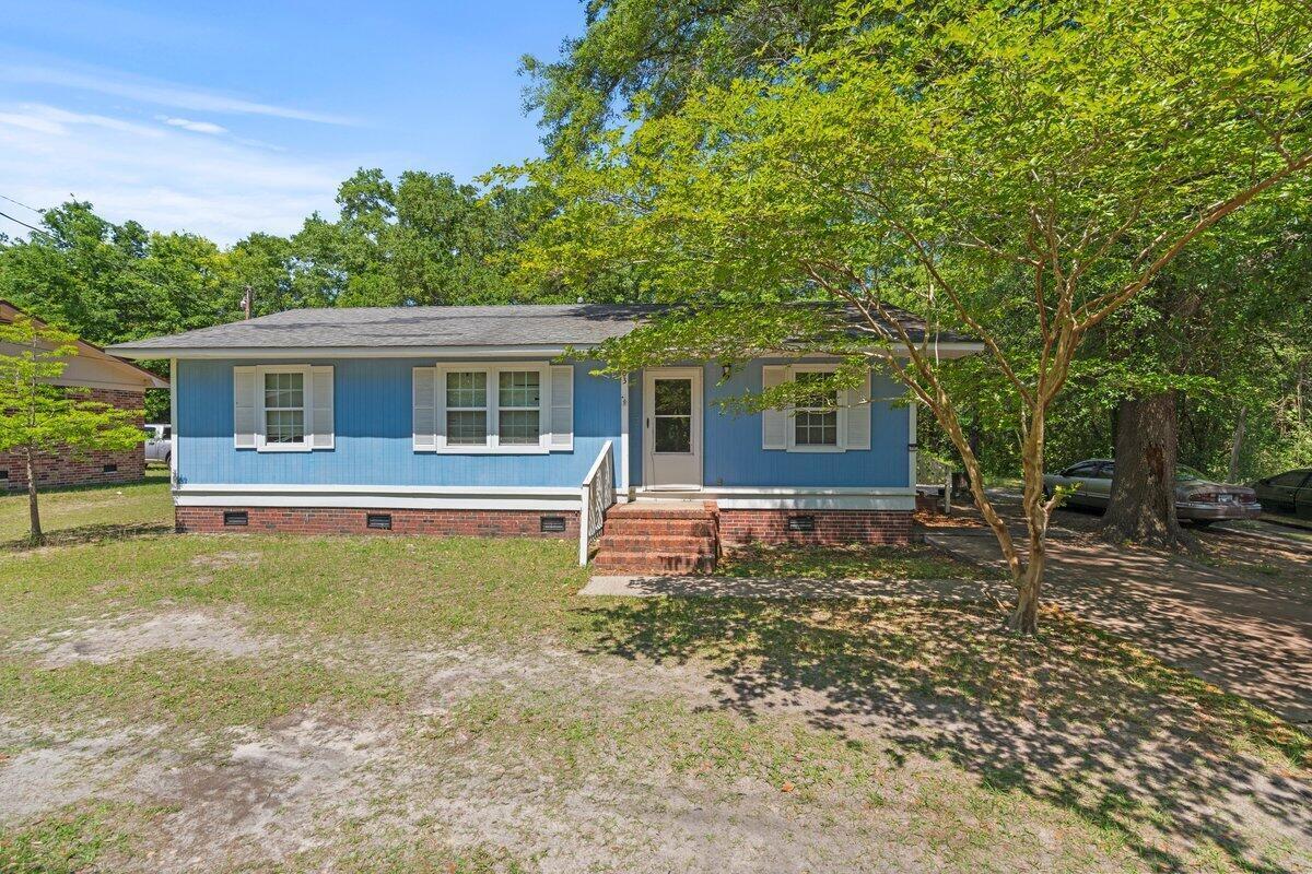 Property Photo: 803 Chaplin Street SC 29488