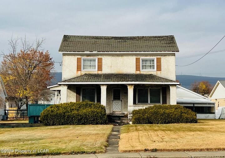 Property Photo:  413 Main Street  PA 18518 