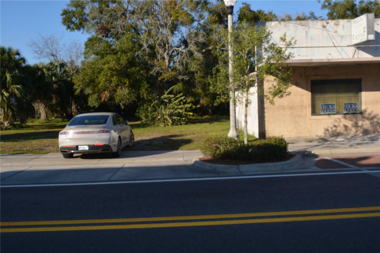 Property Photo:  1006 Historic Goldsboro Boulevard  FL 32771 