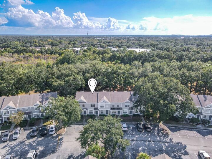 Property Photo:  2432 Lake Woodberry Circle  FL 33510 