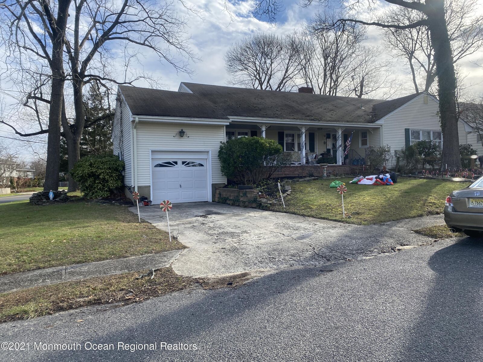 Property Photo:  3 Oakwood Avenue  NJ 07755 