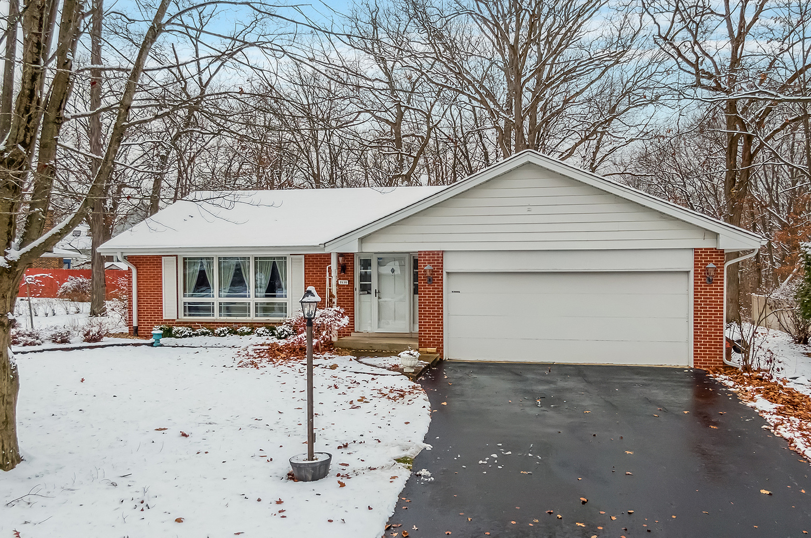 Property Photo:  3530 Chalet Lane  IL 60417 