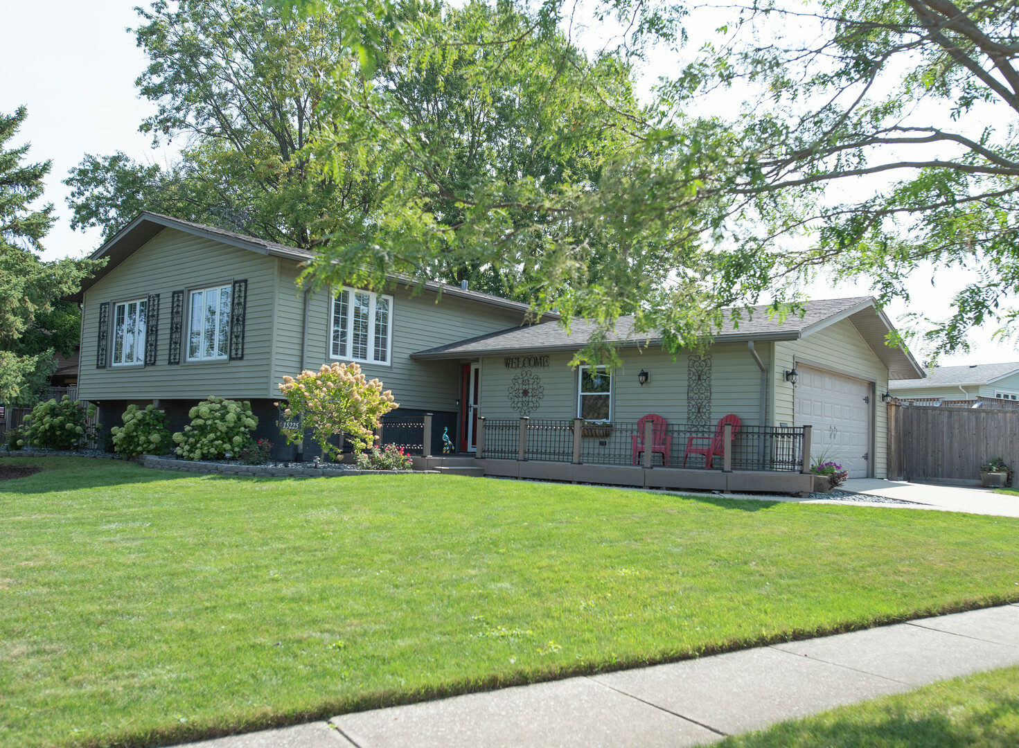 15225 Las Robles Court  Oak Forest IL 60452 photo