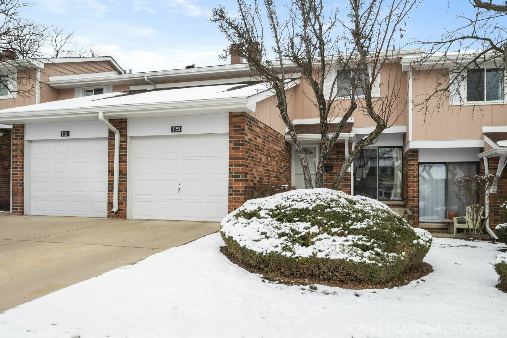 Property Photo:  1123 Rhodes Court  IL 60189 