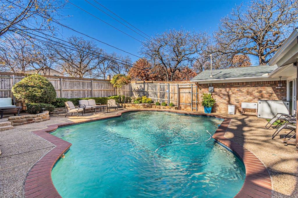 Property Photo:  4908 Ridgeline Drive  TX 76017 