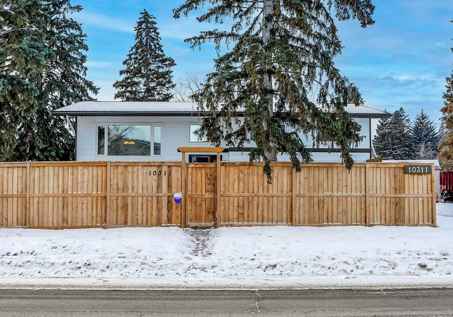 10311 Sacramento Drive SW  Calgary AB T2W 0H7 photo