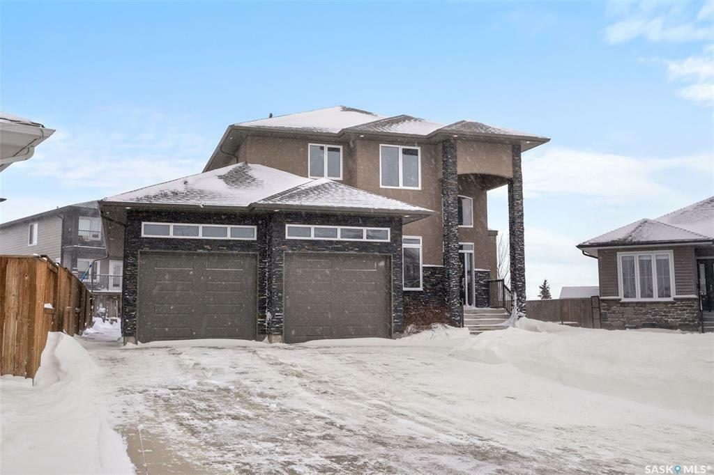 Property Photo:  526 Baltzan Bay  SK S7W 0S1 