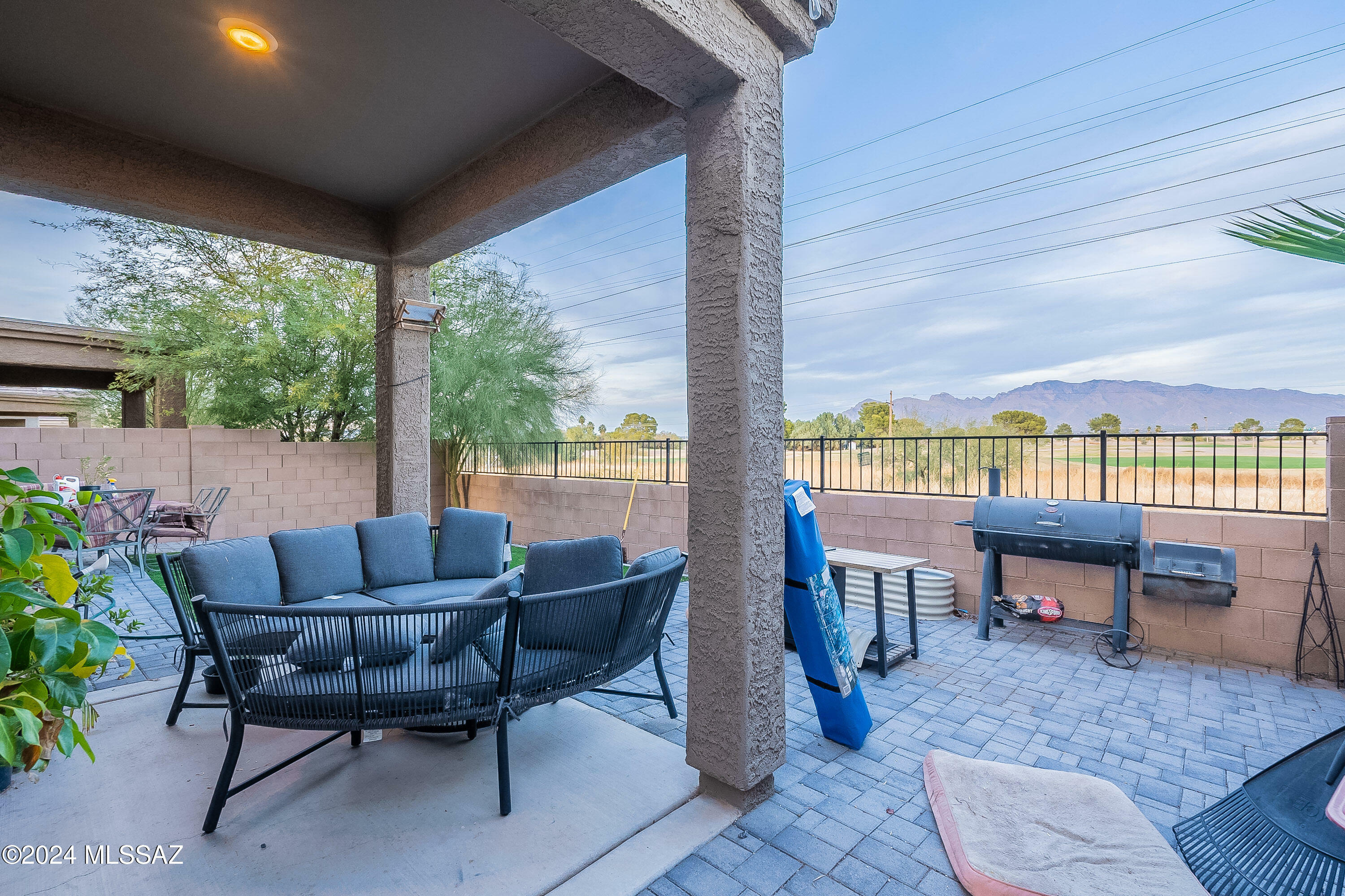 Property Photo:  3294 N Dales Crossing Drive  AZ 85745 