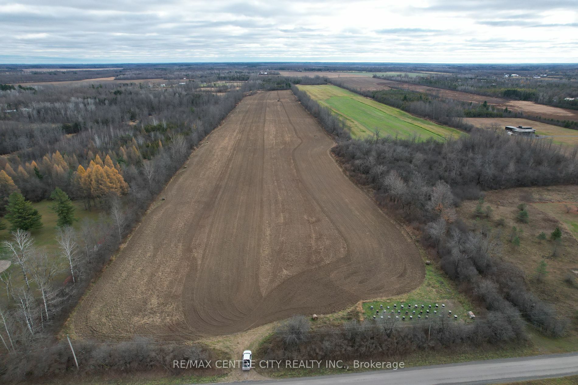 Photo de la propriété:  721 McFarlane Rd  ON K0G 1S0 