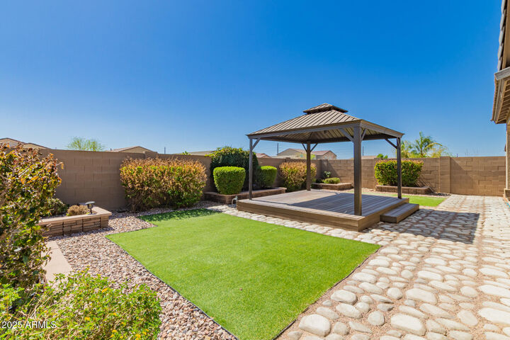 303 W Mammoth Cave Drive  San Tan Valley AZ 85140 photo