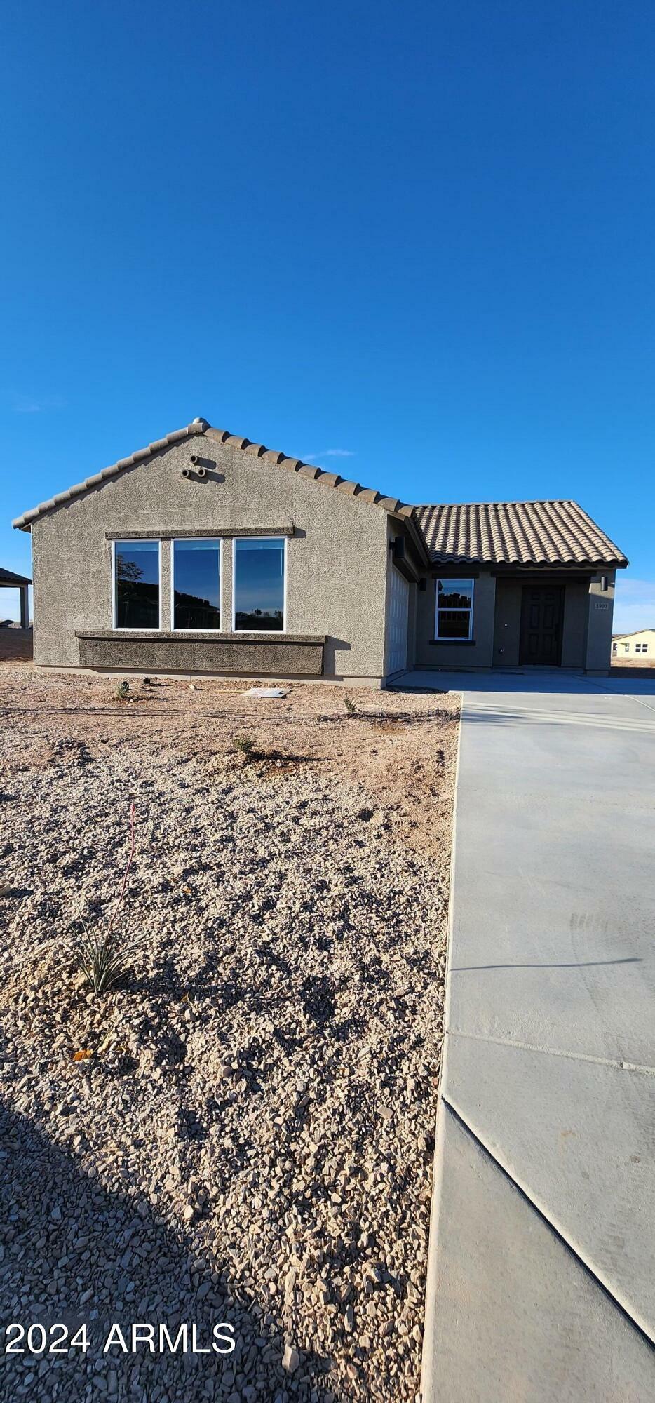 Property Photo:  1900 Broken Arrow Drive  AZ 85390 