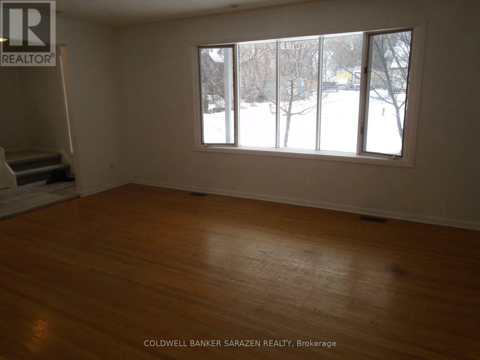 Photo de la propriété:  2991 Penny Drive West  ON K2B 6H7 