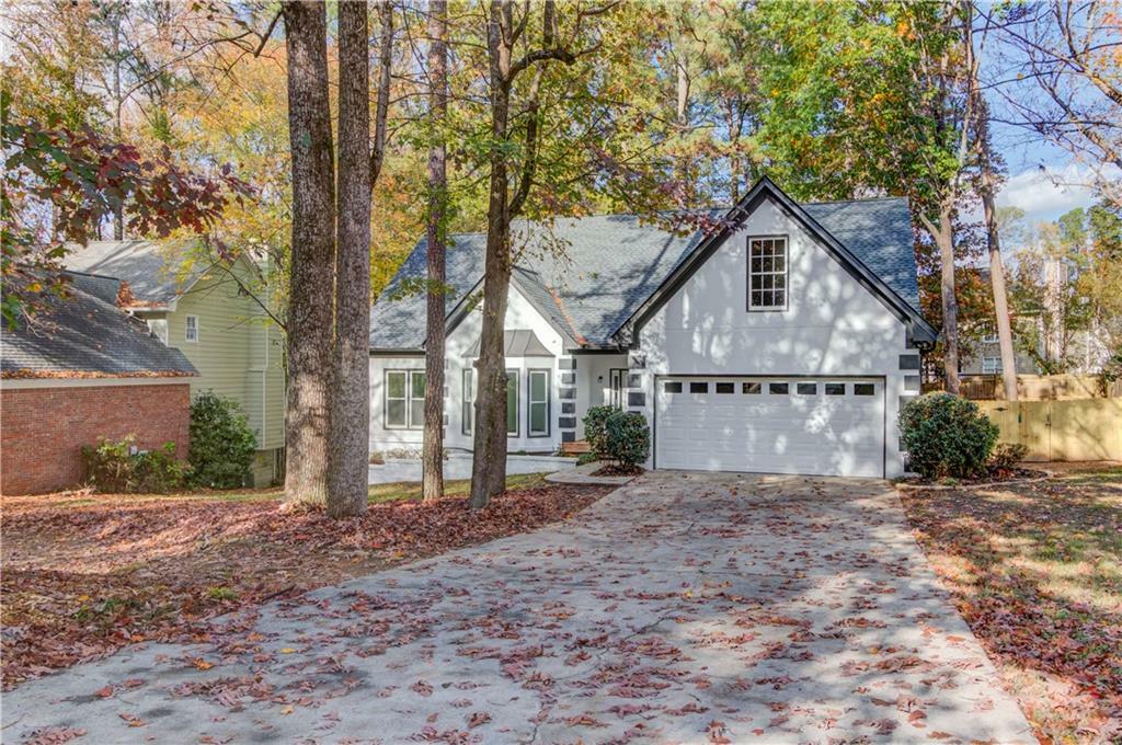 Property Photo:  370 Shyrewood Drive  GA 30043 