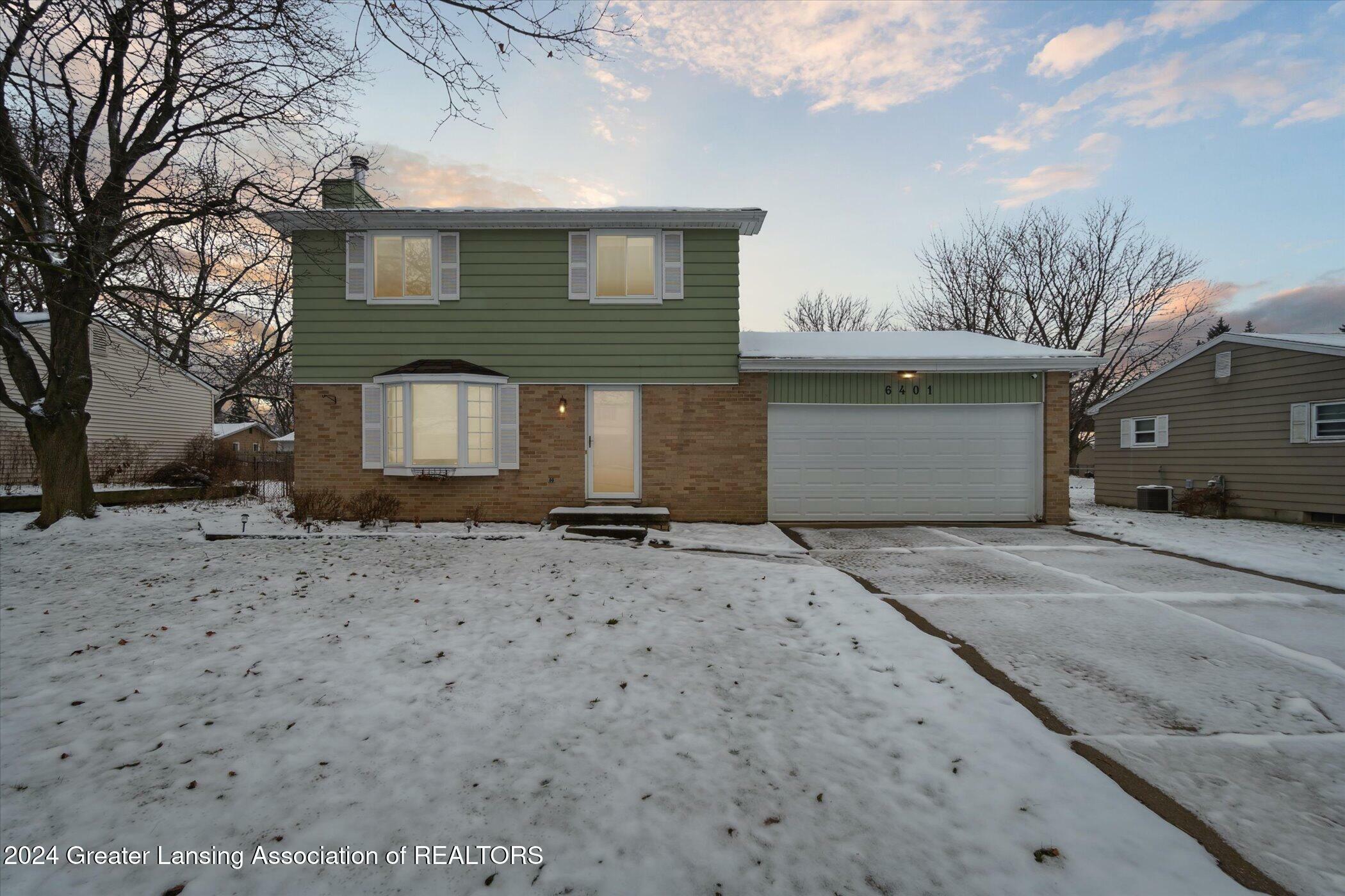 Property Photo:  6401 Marscot Drive  MI 48911 