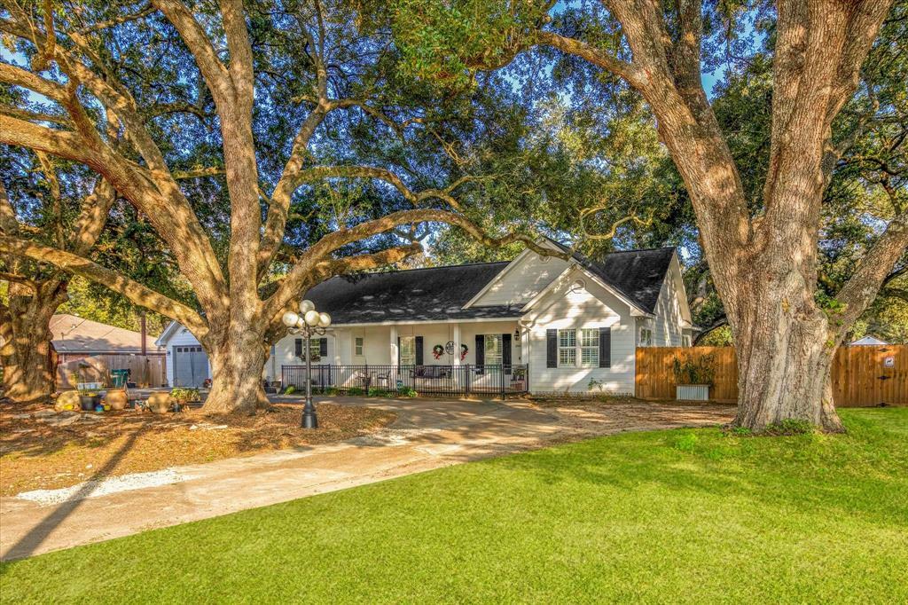 Property Photo: 390 N Major Drive TX 77706