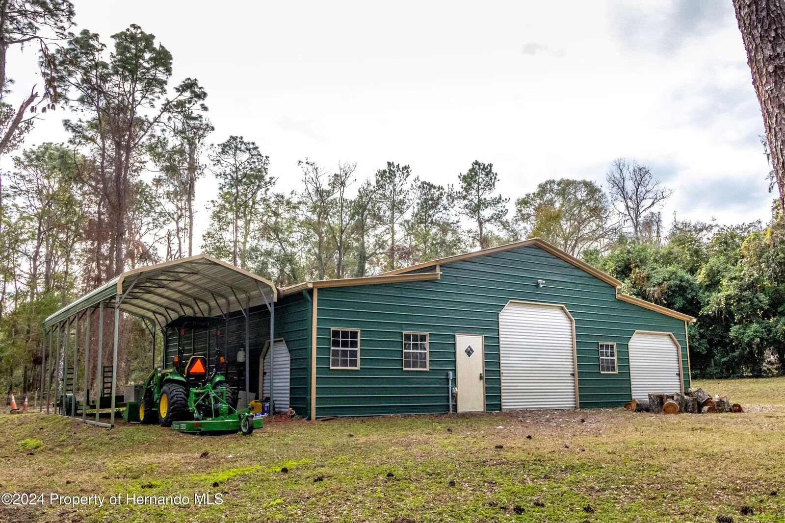 Property Photo:  24091 Richbarn Road  FL 34601 