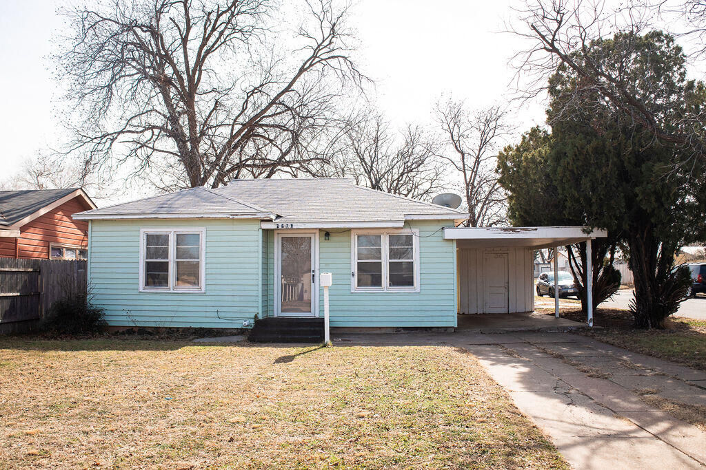 Property Photo: 4823 38th Street TX 79414