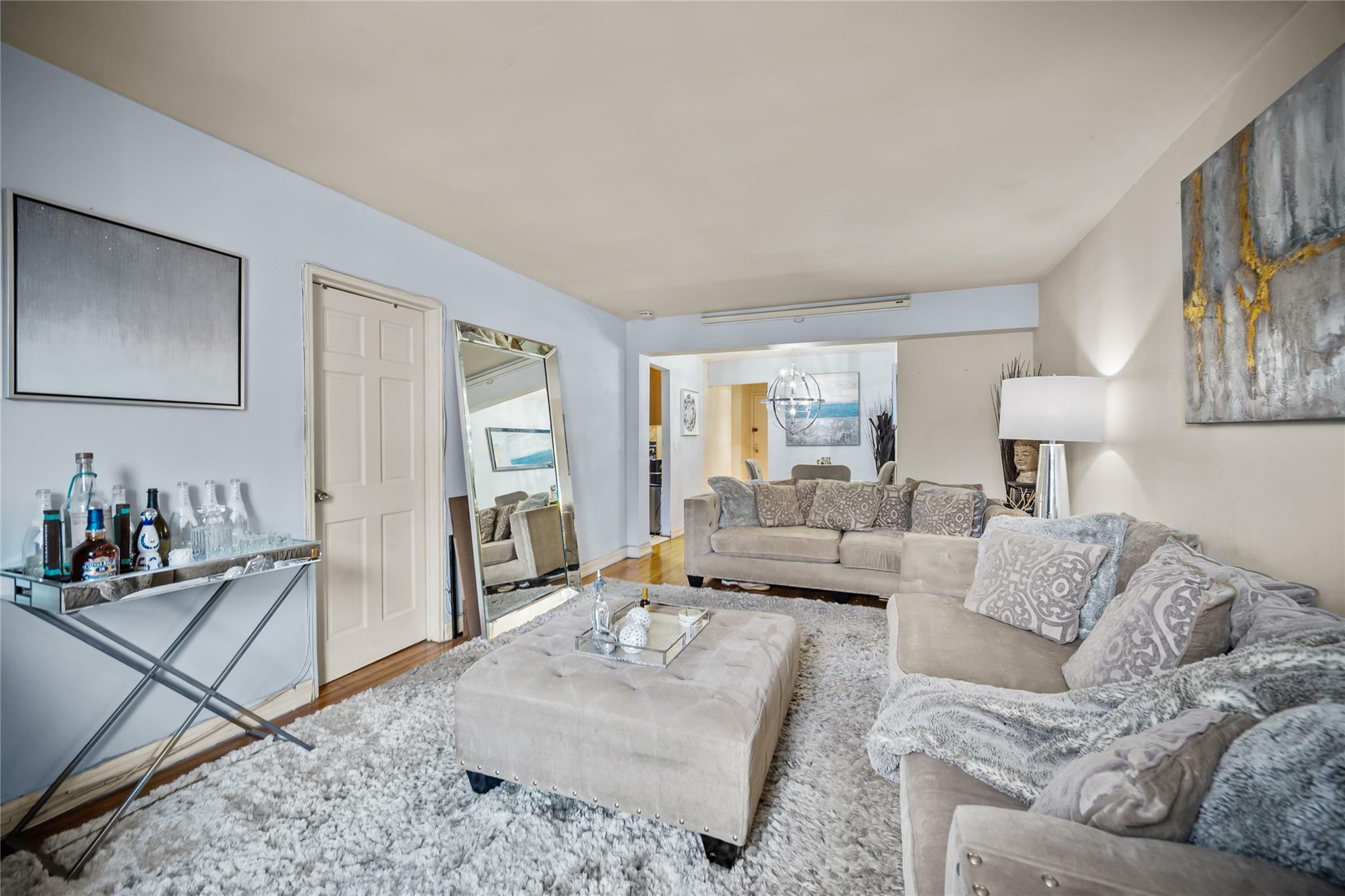 Property Photo:  3119 Bailey Avenue 4B  NY 10463 