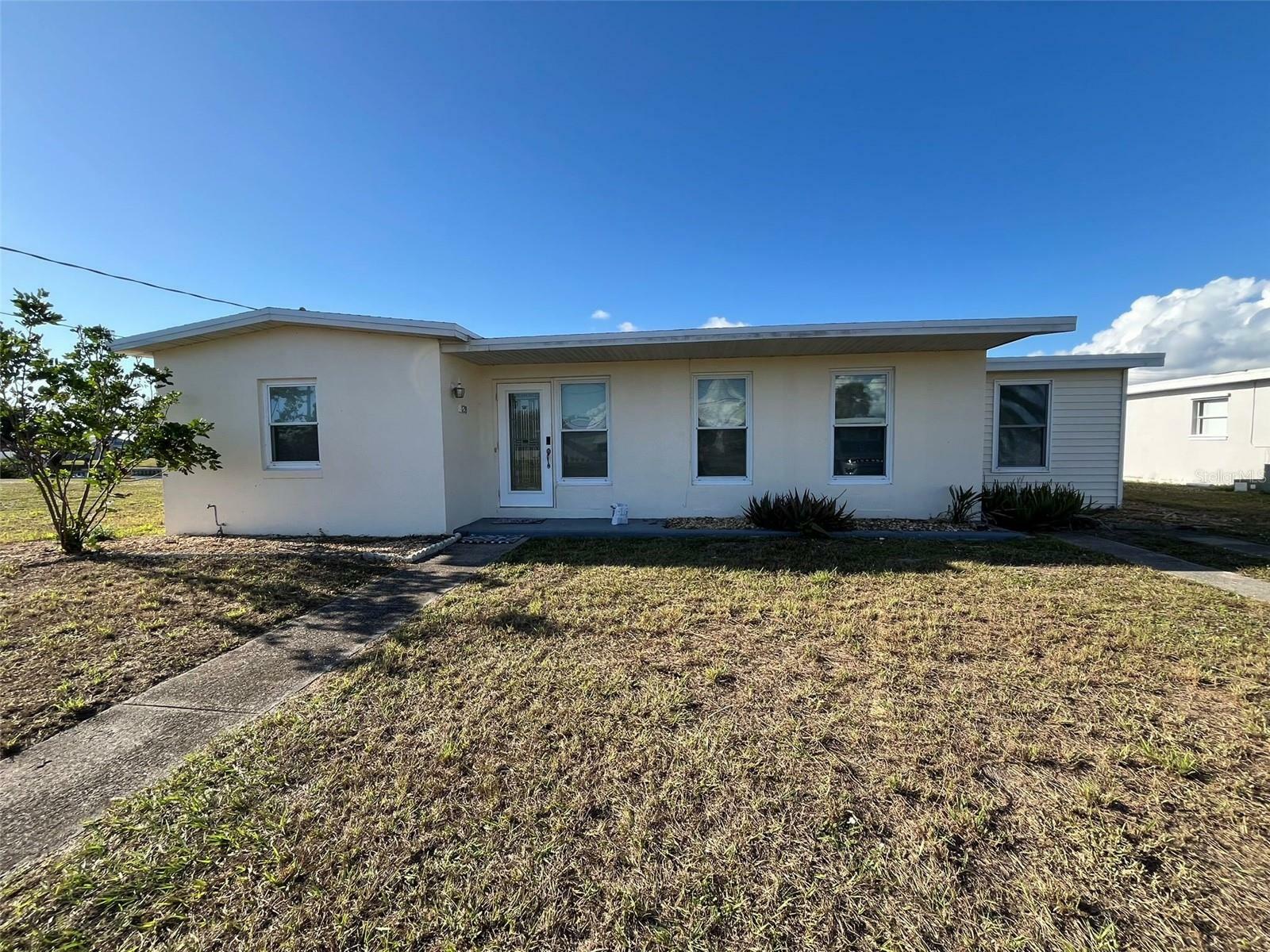 Property Photo:  128 Godfrey Avenue NE  FL 33952 