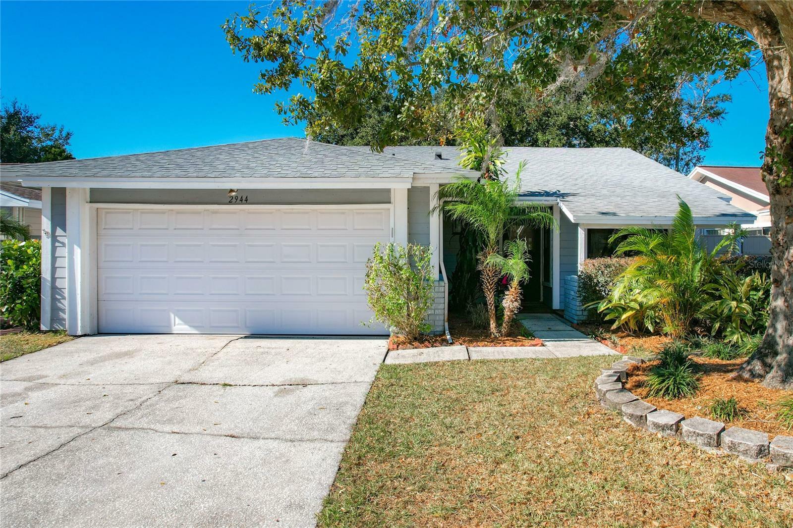 Property Photo:  2944 Curry Woods Drive  FL 32822 