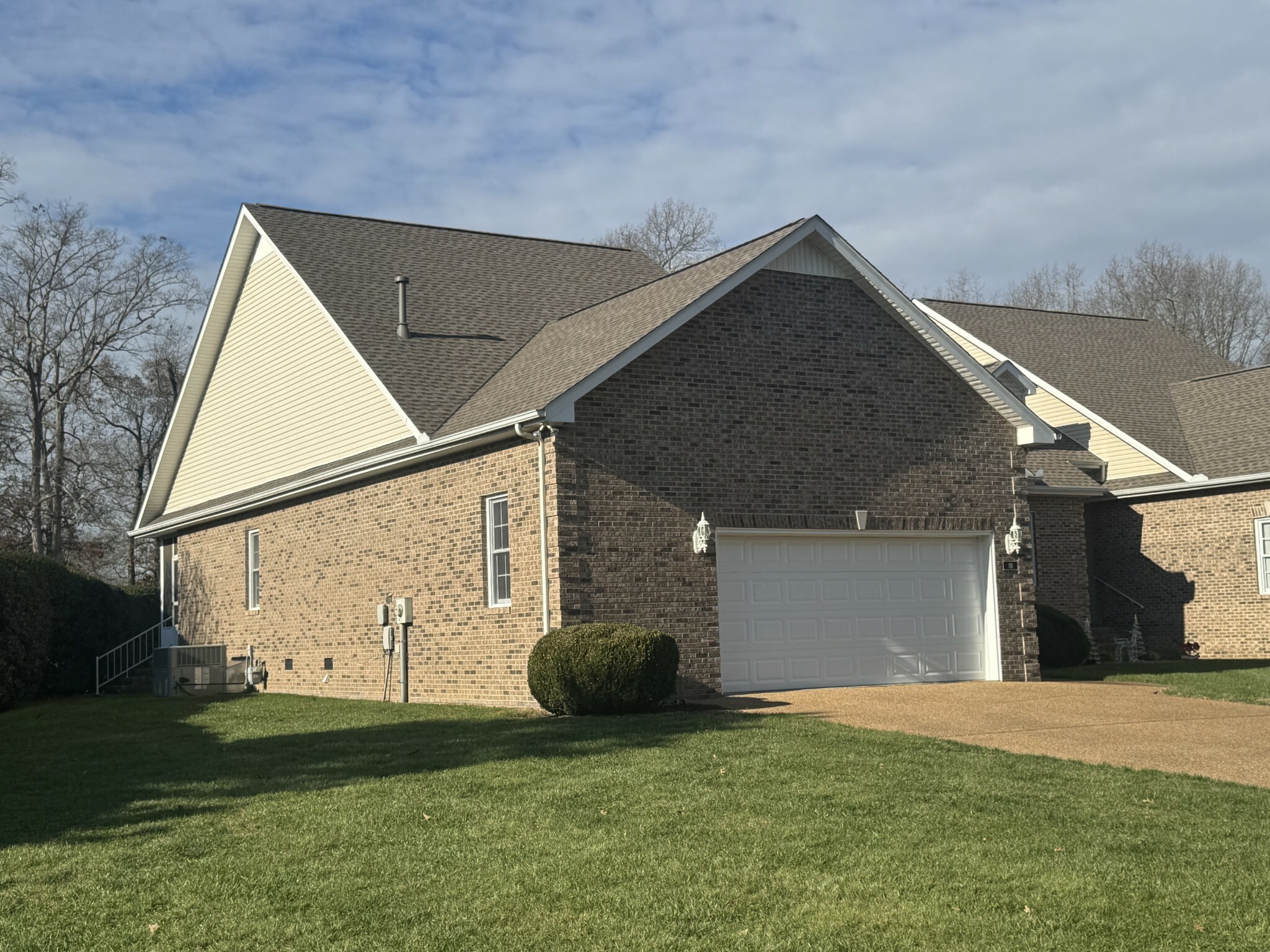 Property Photo:  111 Kensington Ln  TN 37388 