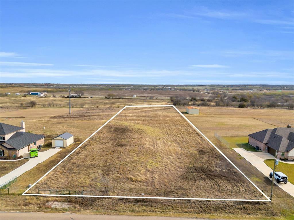 Property Photo:  5716 County Road 1017  TX 76058 