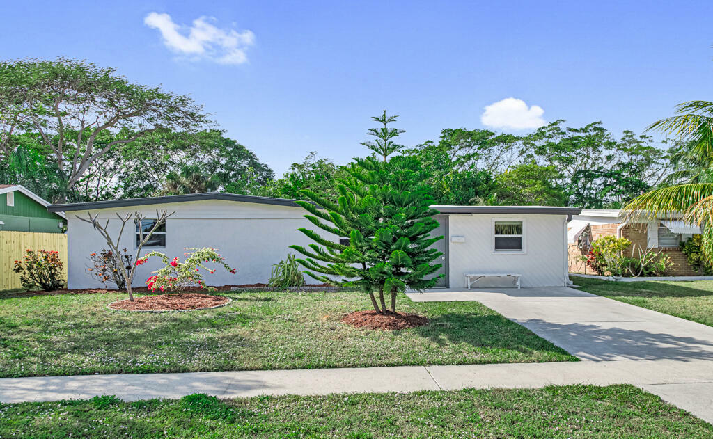 Property Photo:  12063 Acapulco Avenue  FL 33410 