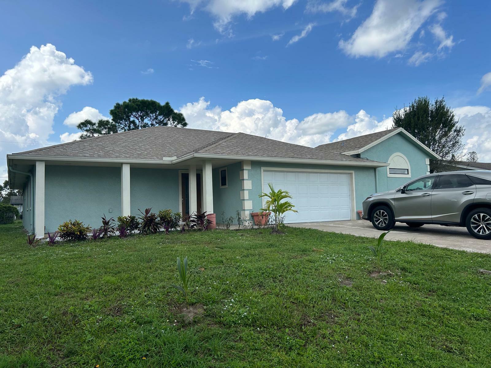 Property Photo:  182 NW Broadview Street  FL 34983 