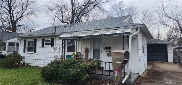 Property Photo: 33824 Casco MI 48186