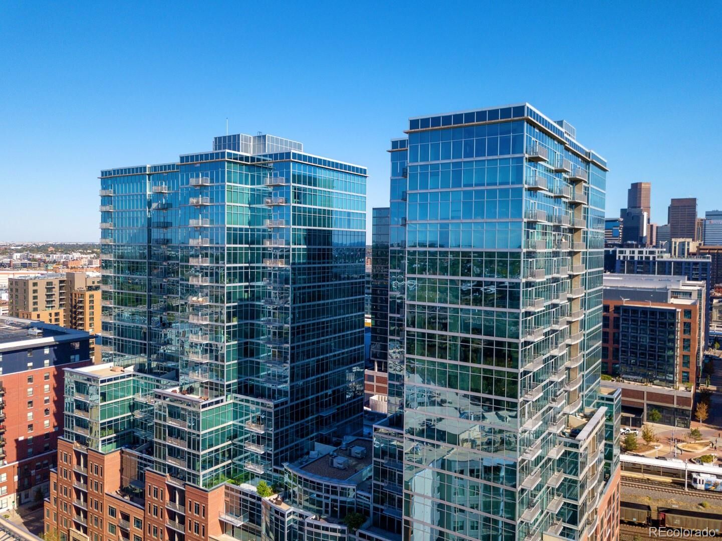 Property Photo:  1700 Bassett Street 1822  CO 80202 