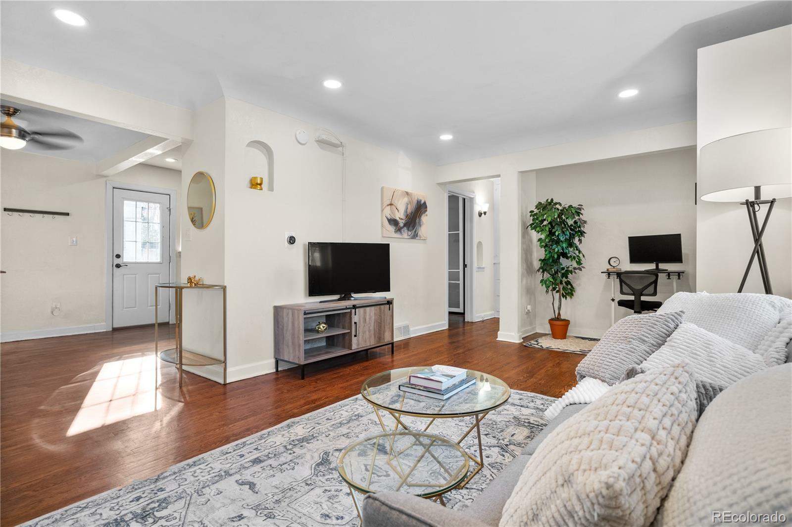 Property Photo: 1585 N Fairfax Street CO 80220